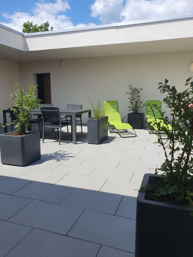 Atrium Apartments Szafuza Zewnętrze zdjęcie